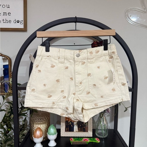 PacSun Cream Jean Shorts High-Waisted Patterned size small - Picture 1 of 10